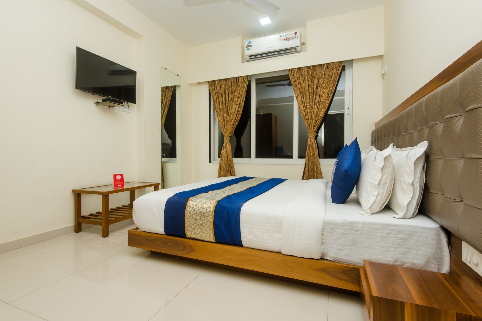Oyo 11441 Hotel Blue Bells Residency Mumbai Eksteriør bilde