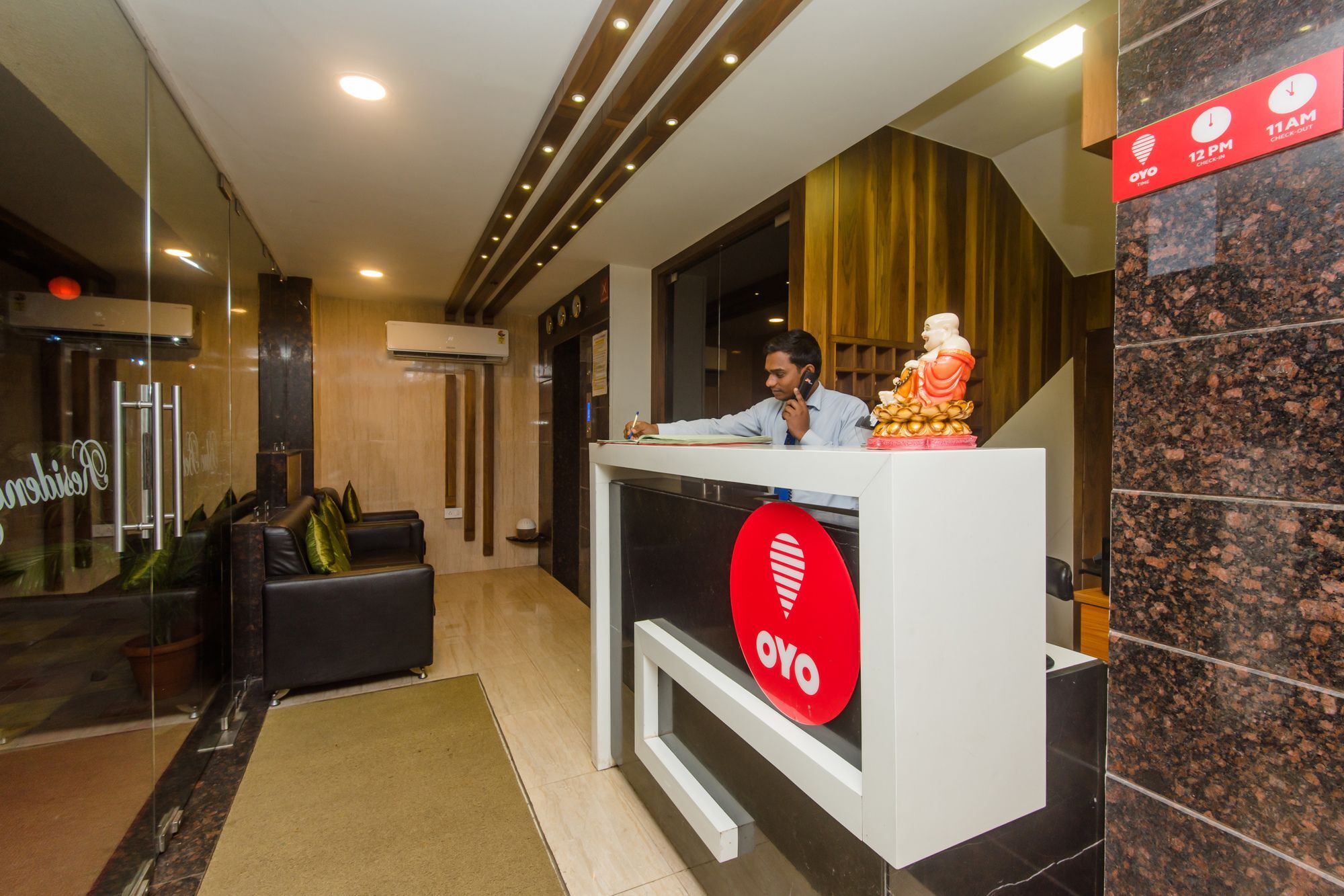 Oyo 11441 Hotel Blue Bells Residency Mumbai Eksteriør bilde